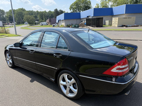 Used 2006 Mercedes-Benz C 230 Sedan w/ Sunroof Pkg image 6