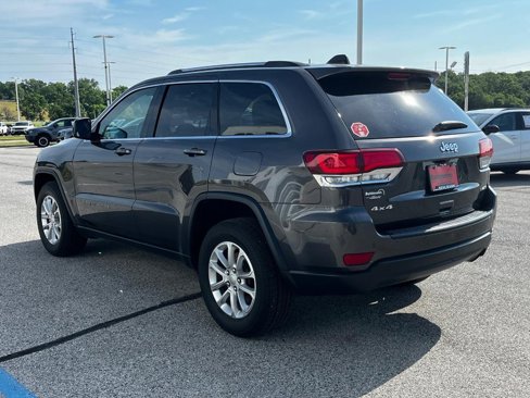 Used 2021 Jeep Grand Cherokee Laredo X image 8