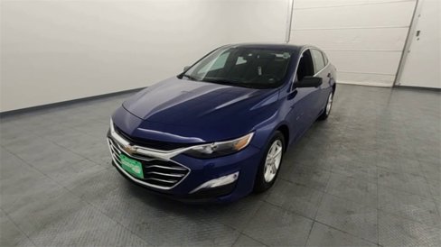 Used 2023 Chevrolet Malibu LS image 3