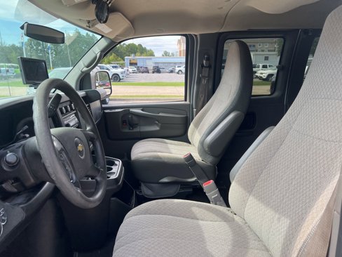 Used 2013 Chevrolet Express 2500 LS image 7