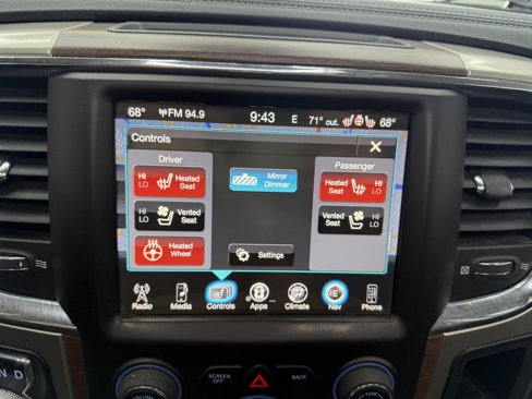 Used 2014 RAM 1500 Laramie w/ Convenience Group image 23