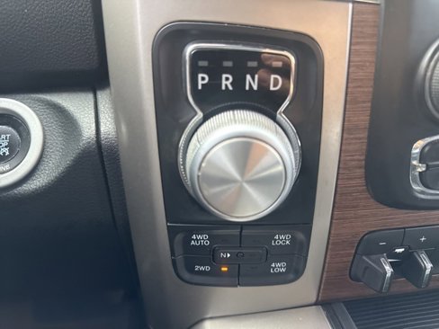 Used 2015 RAM 1500 Laramie w/ Convenience Group image 21