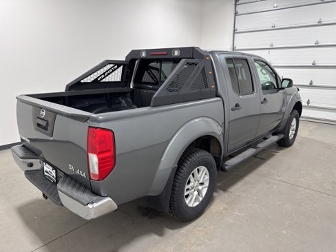 Used 2018 Nissan Frontier SV image 4