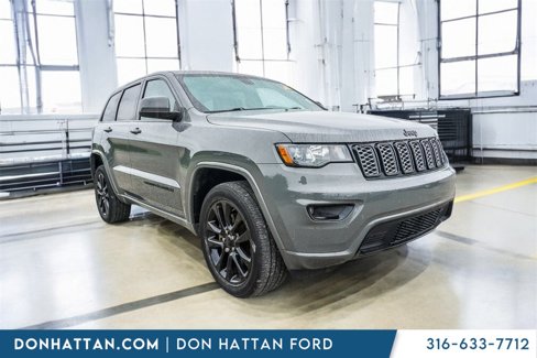 Used 2021 Jeep Grand Cherokee Laredo X image 27