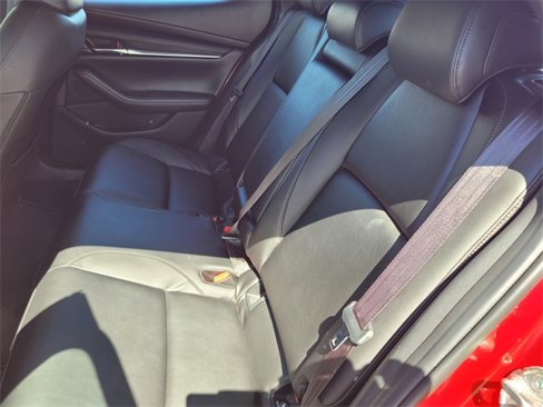 Used 2022 MAZDA MAZDA3 s image 15