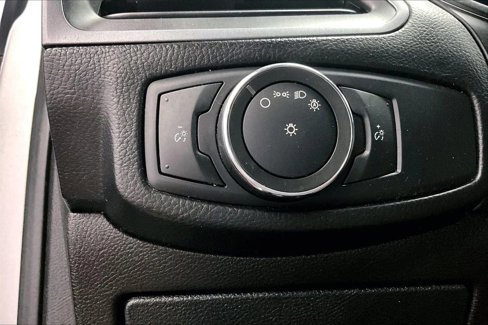 Used 2016 Ford Edge SE image 31