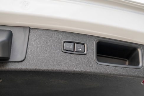 Used 2022 Porsche Macan image 42