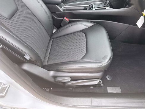 Certified 2022 Jeep Compass Latitude image 11