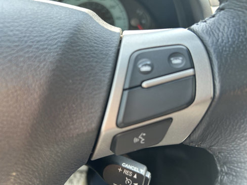 Used 2011 Toyota Camry SE image 35