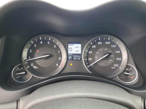 Used 2015 INFINITI Q70 3.7 image 25