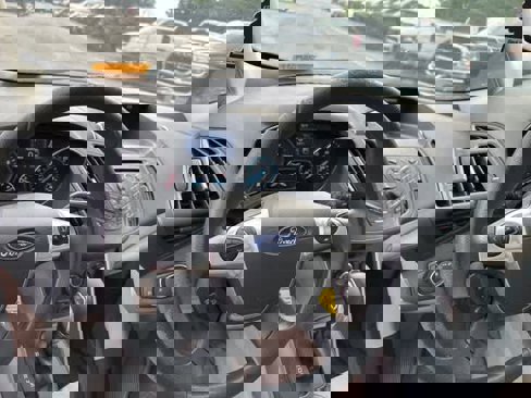 Used 2015 Ford Escape SE image 5