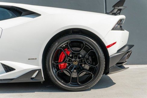Used 2016 Lamborghini Huracan LP 610-4 image 18