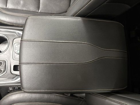 Used 2018 Chevrolet Traverse Premier w/ Redline Edition image 59