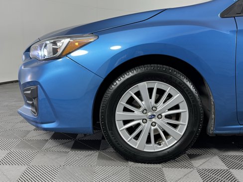 Used 2018 Subaru Impreza 2.0i Premium w/ Eyesight & BSD & Rcta image 9