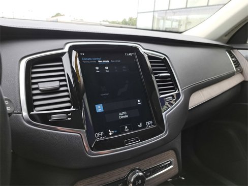 Used 2022 Volvo XC90 T6 Inscription w/ Advanced Package image 11