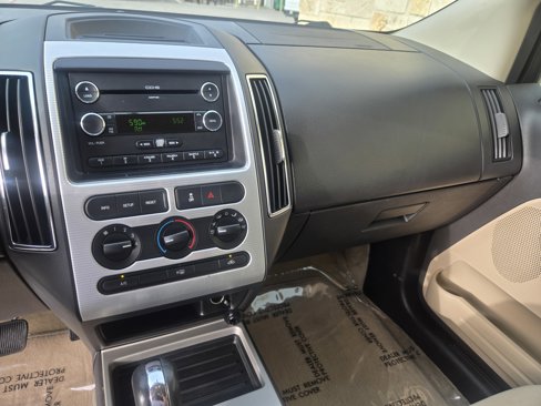 Used 2009 Ford Edge SEL image 13