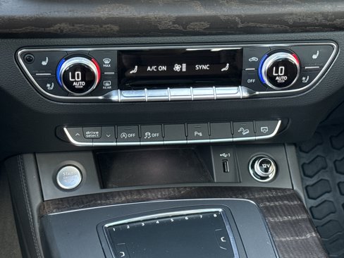 Used 2018 Audi Q5 Prestige w/ Prestige Package image 42