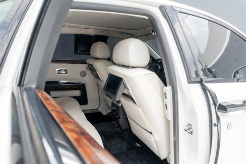 Used 2012 Rolls-Royce Ghost image 55