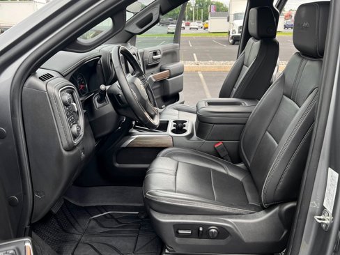 Used 2020 Chevrolet Silverado 1500 High Country image 3