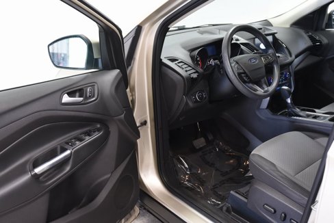 Used 2017 Ford Escape SE w/ Equipment Group 201A image 14