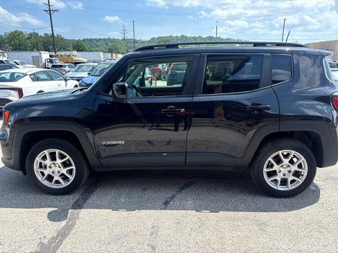 Used 2021 Jeep Renegade Latitude w/ Sun & Sound Group image 4