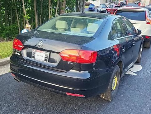 Used 2013 Volkswagen Jetta TDI image 3
