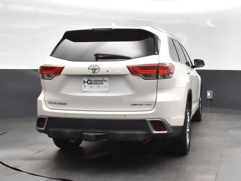 Used 2019 Toyota Highlander Limited image 7