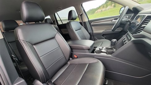 Used 2023 Volkswagen Atlas SE w/ Black Wheel Package image 41