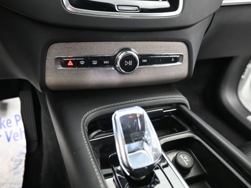 Certified 2023 Volvo XC90 B6 Ultimate image 22