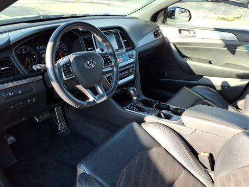 Used 2018 Hyundai Sonata Sport w/ Cargo Package image 8