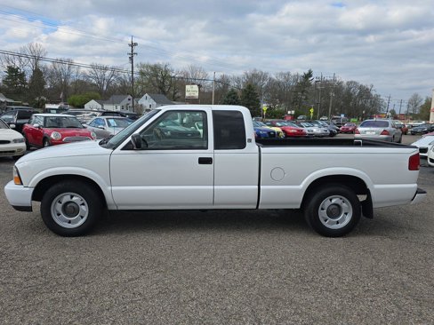 Used 2000 GMC Sonoma SLS w/ SLS Super Spec Pkg 3 image 19