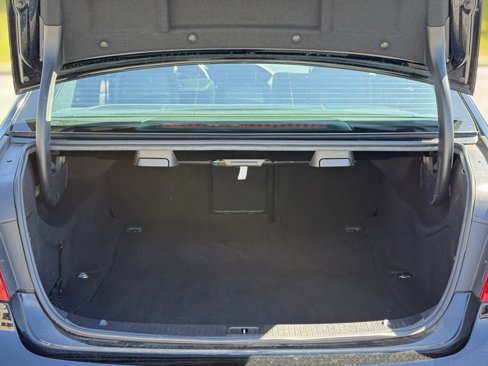 Used 2012 Mercedes-Benz E 350 4MATIC Sedan image 53