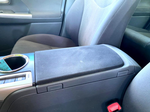 Used 2014 Toyota Prius V Three image 44