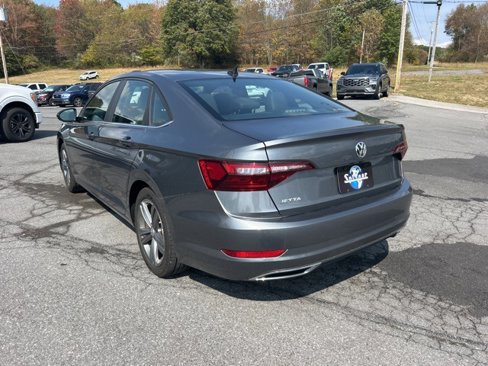 Used 2020 Volkswagen Jetta R-Line w/ R-Line Cold Weather Package image 6