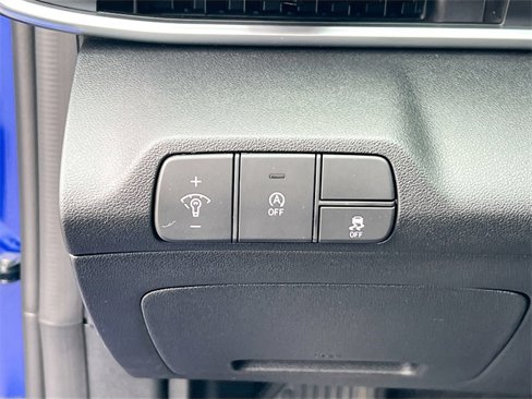 New 2025 Hyundai Elantra SE image 10