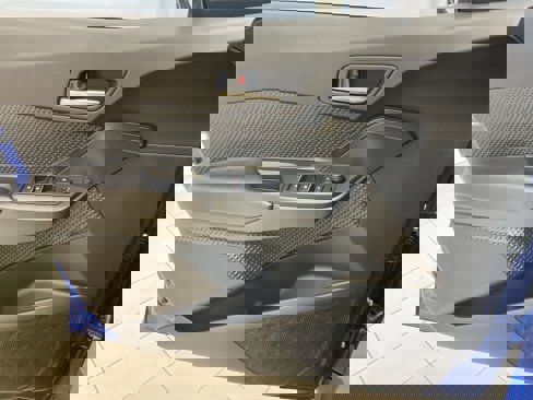 Used 2018 Toyota C-HR XLE image 13