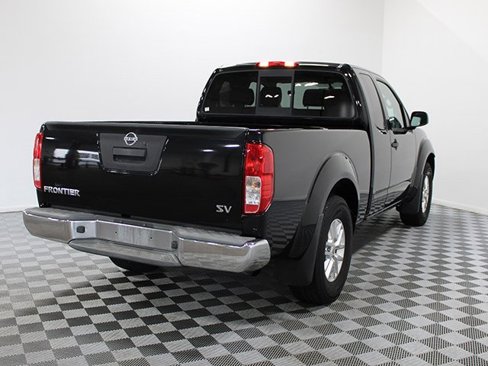 Used 2016 Nissan Frontier SV image 6