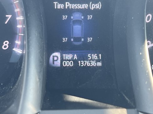 Used 2018 Toyota Avalon Limited image 22