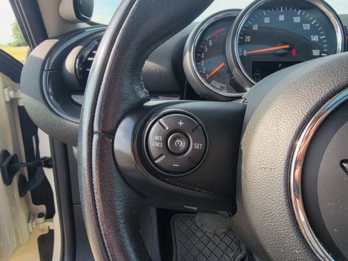 Used 2017 MINI Cooper Clubman ALL4 image 19