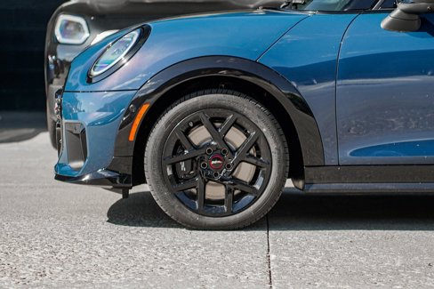 New 2025 MINI Cooper S image 8