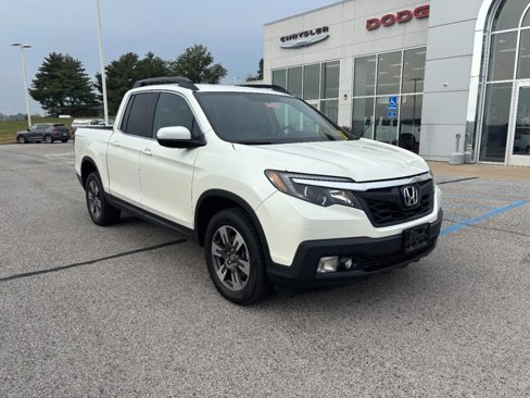 Used 2017 Honda Ridgeline RTL image 2