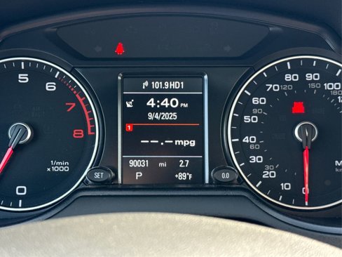 Used 2017 Audi Q5 2.0T Premium Plus w/ Technology Package image 17