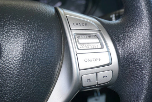Used 2016 Nissan Rogue S image 36