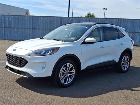 Used 2022 Ford Escape SEL w/ Technology Package image 3