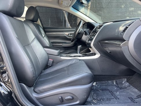 Used 2015 Nissan Altima 2.5 SL w/ Moonroof Package image 28