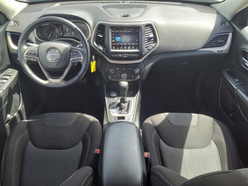 Used 2017 Jeep Cherokee Latitude w/ Safety/Convenience Group image 11