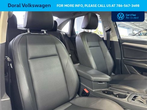 Certified 2020 Volkswagen Jetta SE w/ SE Cold Weather Package image 27