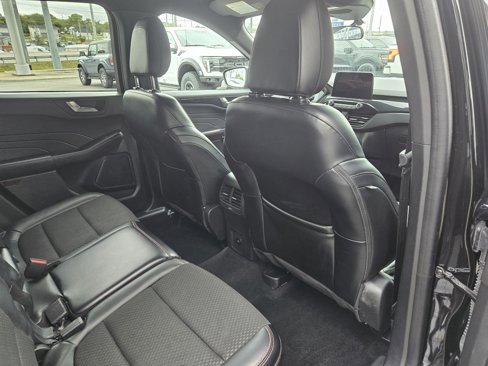 Used 2024 Ford Escape ST-Line image 13