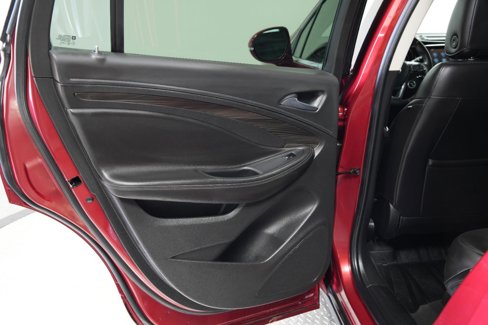 Used 2019 Buick Envision Essence image 19
