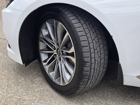 Used 2015 Hyundai Genesis 3.8 w/ Option Group 02 image 8